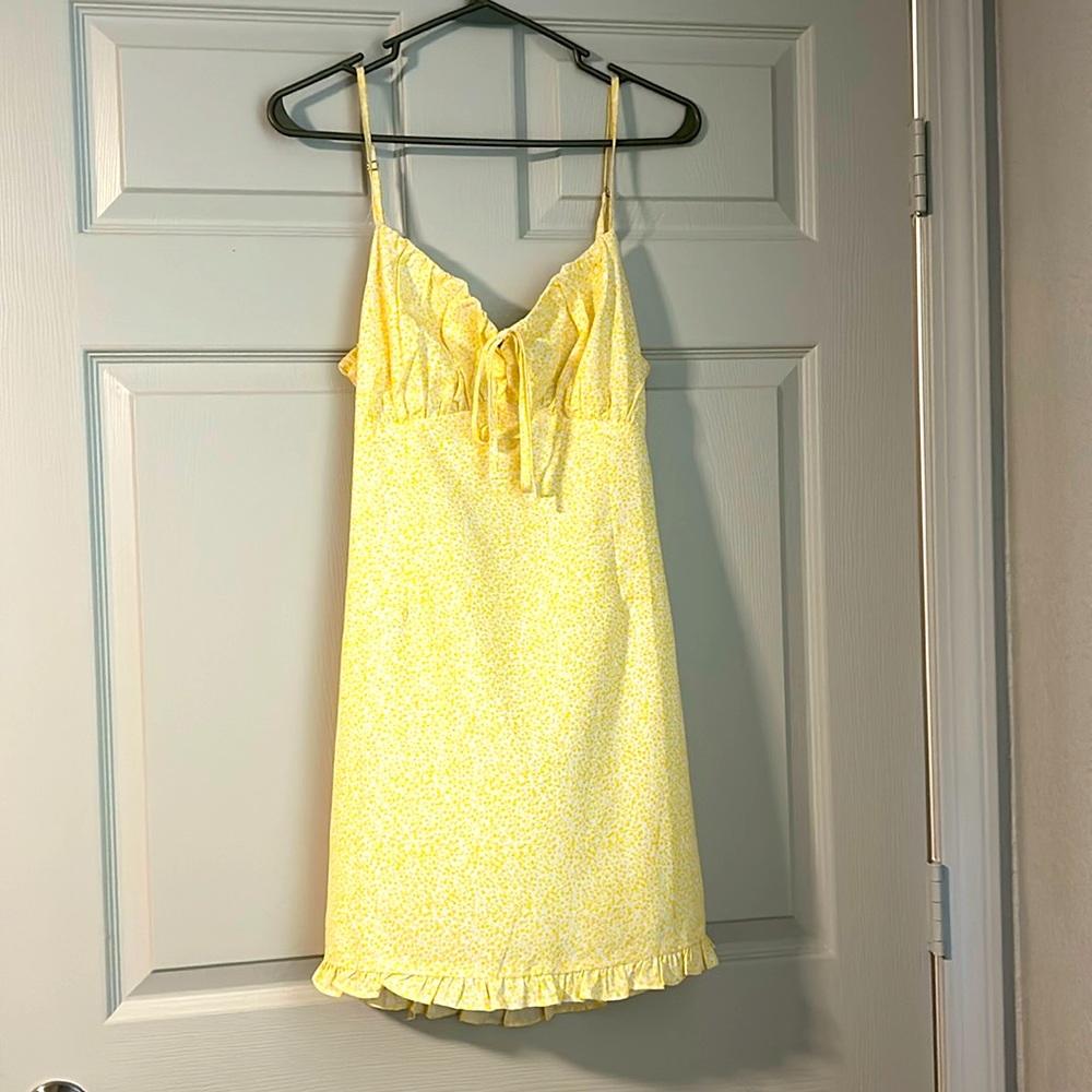 Yellow Mini Backless cute Dress Size M